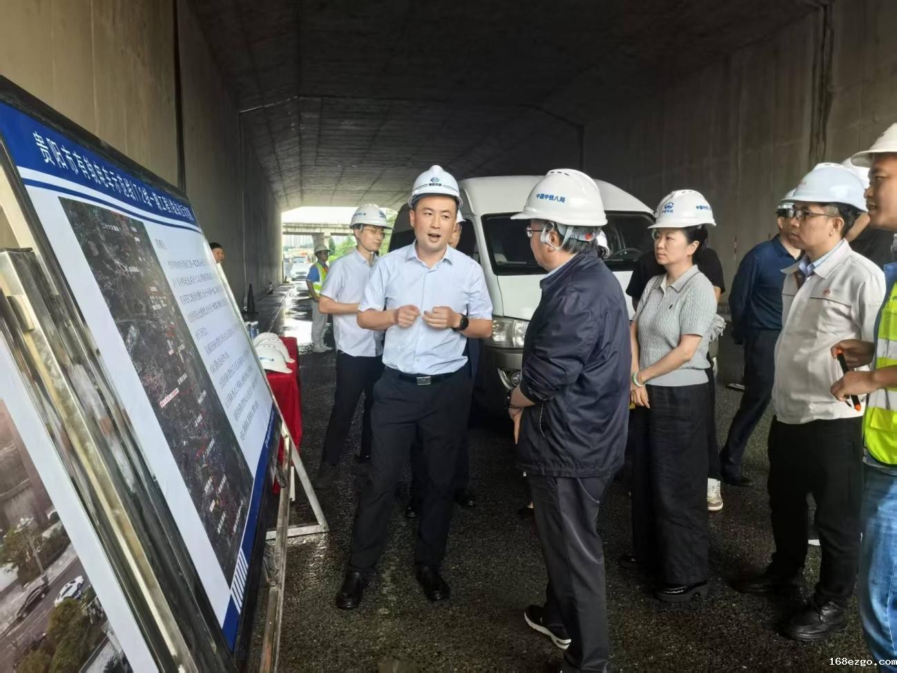 7b7851bc1d3459f3c3bcc4b440e77bf