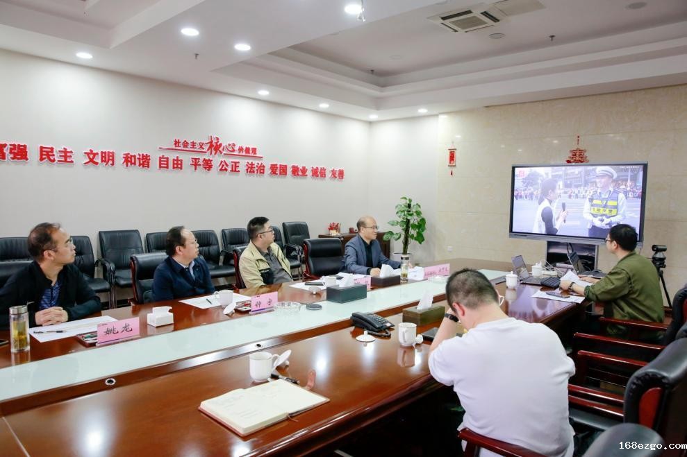 e44acf63-25f1-436d-a291-1c30f8df46c2.jpg e44acf63-25f1-436d-a291-1c30f8df46c2.jpg